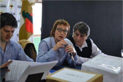 R�os: �El pr�ximo paso del Centro Asistencial de Tolhuin es convertirse en hospital� 