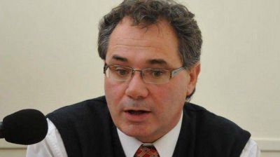 �El �nico que puede adelantar las elecciones es el gobernador�