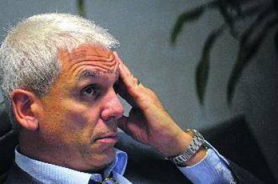 Entrevista a Coco: �por qu� se avalaron sospechosas maniobras petroleras?