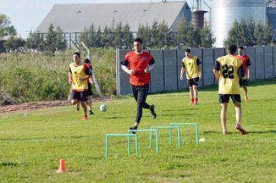 Guglielminpietro tendr�a definido el equipo para visitar ma�ana a Col�n