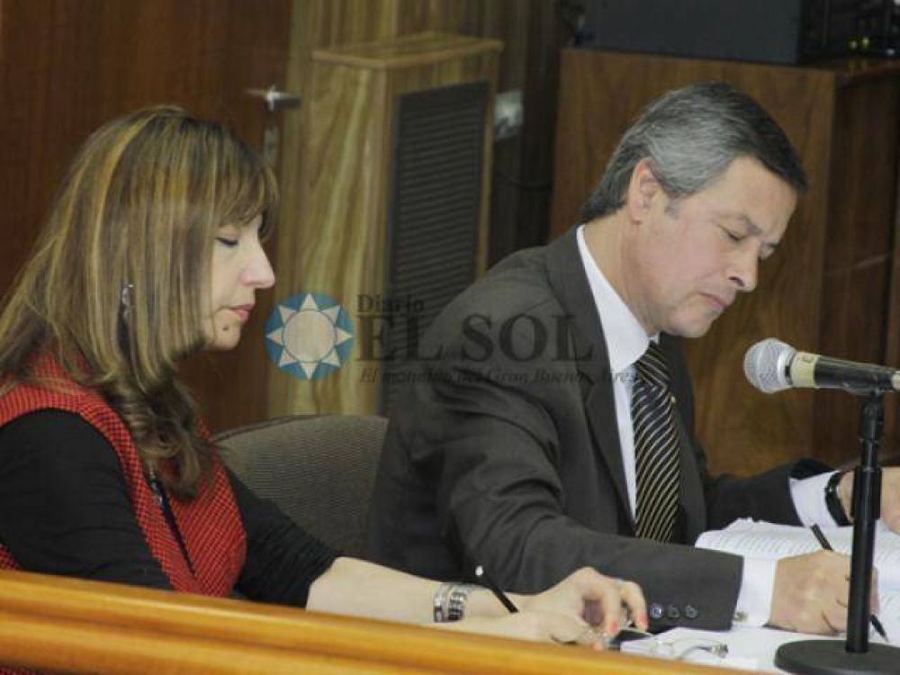 Contin�a el juicio a la exedila Lutteral