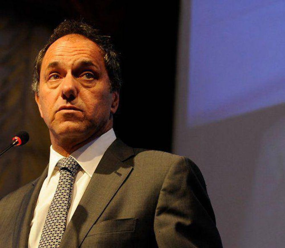 Para Scioli, a M�ximo Kirchner 