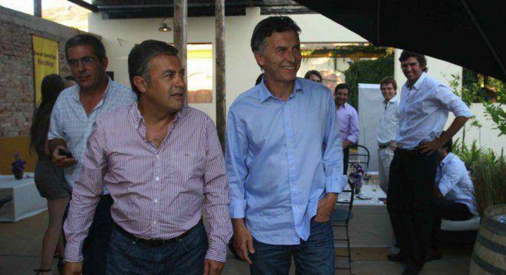 Los ocho posibles gobernadores radicales que negocian con Macri