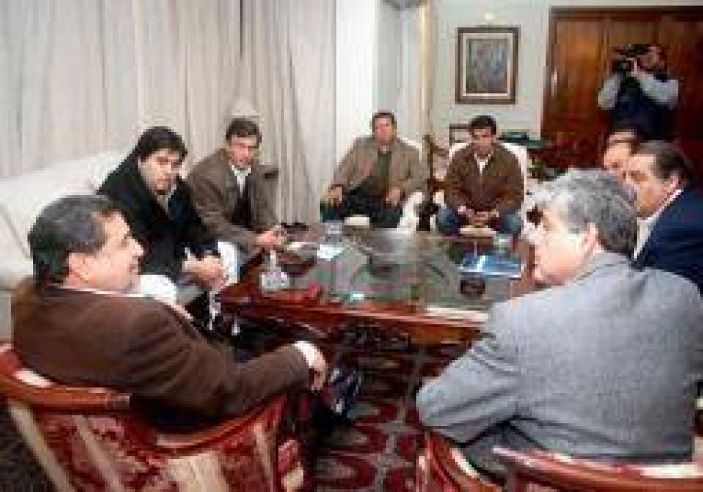 Intendentes y Beder analizaron la situaci�n pol�tica y decidieron �avanzar�