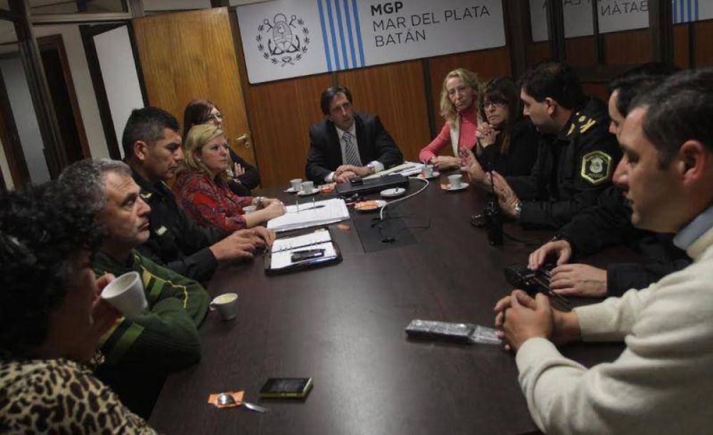 Para evitar robos a escuelas eval�an utilizar c�maras de seguridad