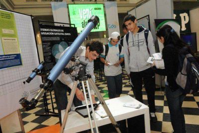 Comienza la Expo Universidad 2014