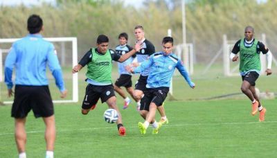 Belgrano quiere encontrar regularidad ante Racing