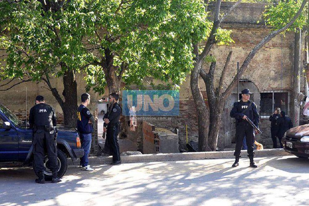 Desbarataron a vendedores de droga en Puerto Viejo