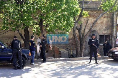Desbarataron a vendedores de droga en Puerto Viejo