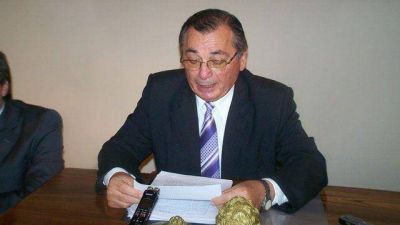 Cecco ofreci� un 4% de aumento a municipales 