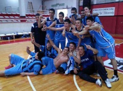 Regatas Corrientes campe�n Argentino Juvenil