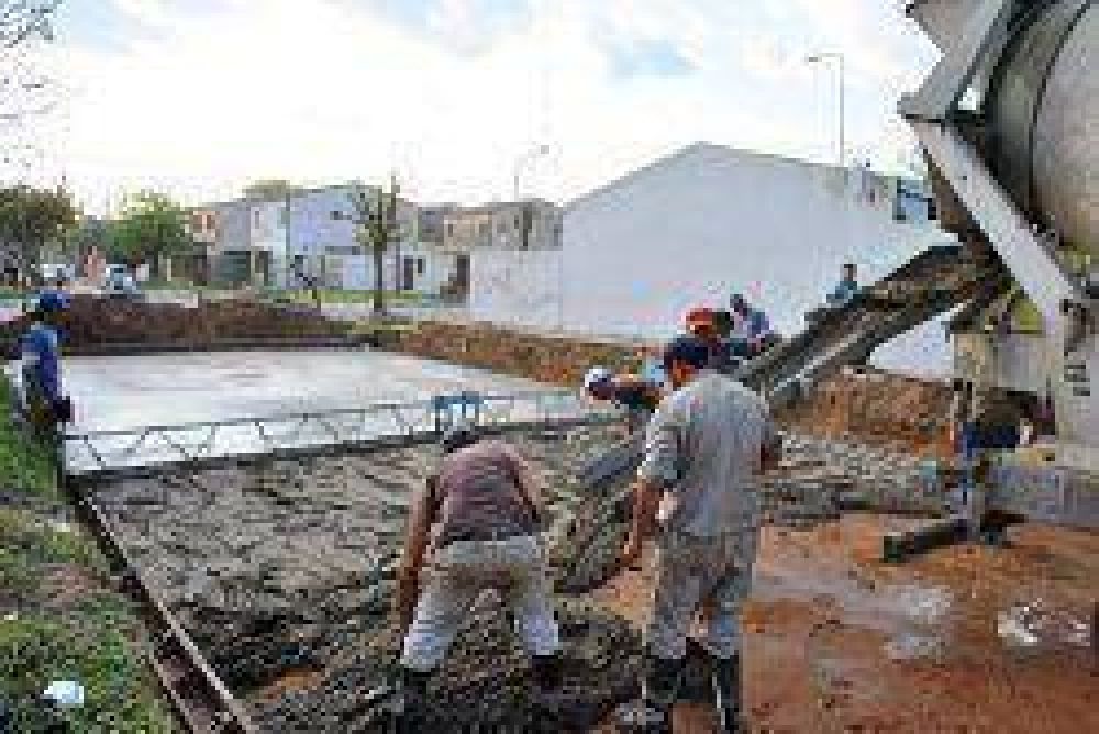 La Provincia destin� $ 220 millones de recursos propios a obras municipales
