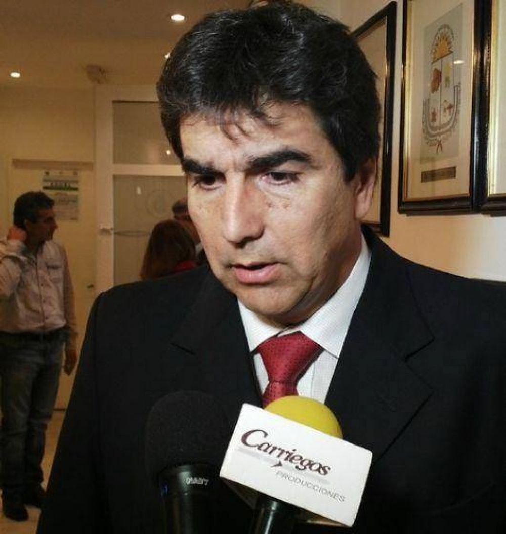 El oficialismo buscar� aprobar la ley de los c�digos de descuento