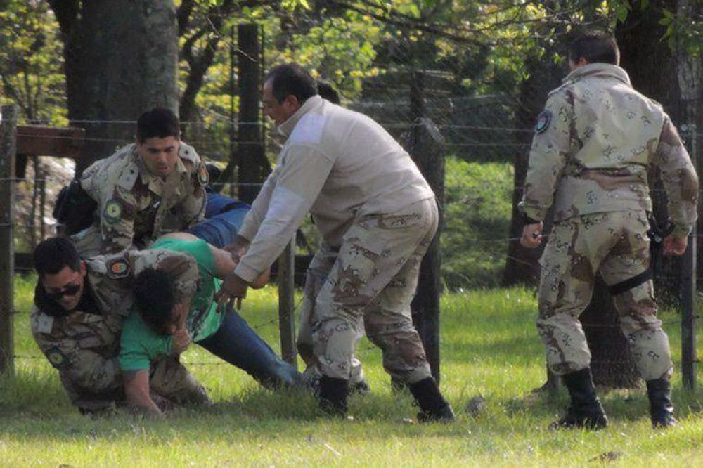 Detuvieron a un hombre que era buscado por una causa por drogas