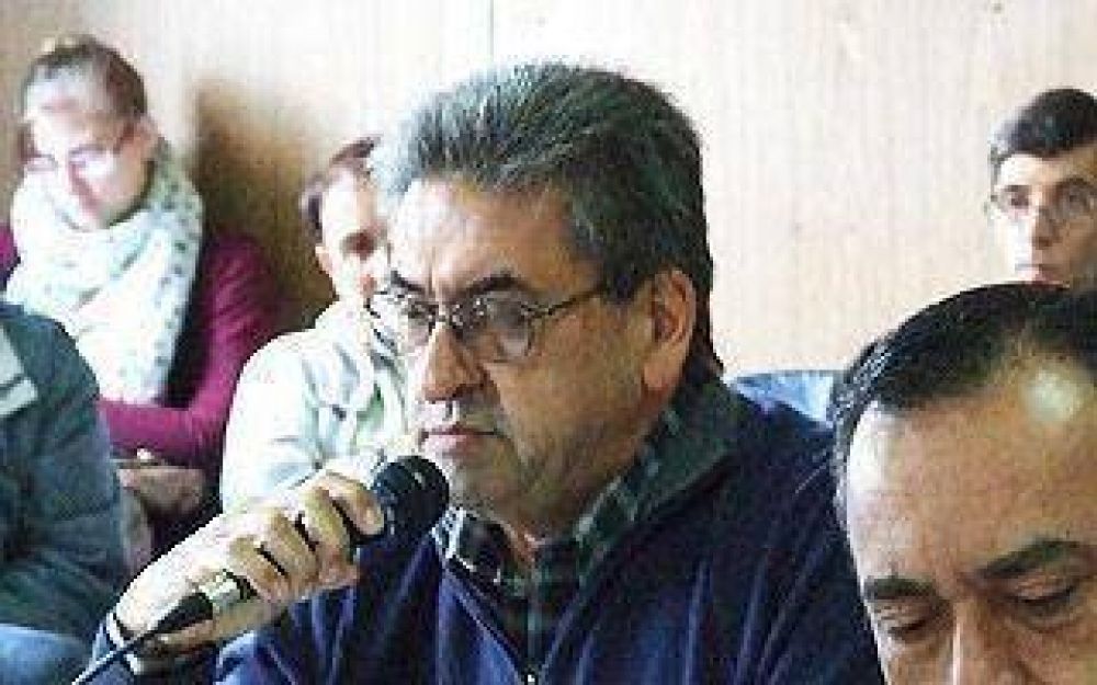 Seg�n Cariati, las salidas �no debilitaron� al Frente para la Victoria