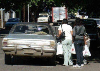 Preocupa la cantidad de remises ilegales y choferes con antecedentes penales