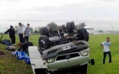 Ramallo: Volc� una combi con 13 pasajeros en la Ruta 9