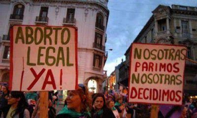 M�s de 120 cordobesas viajaron al Congreso a pedir por el aborto legal