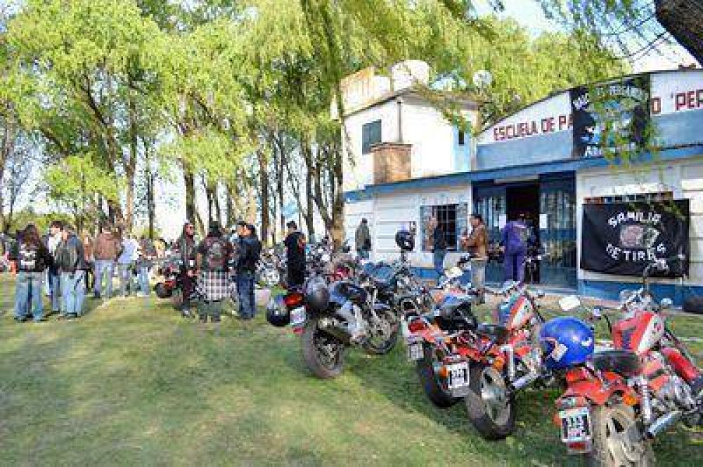 El rock y las motos reunieron a cientos de pergaminenses y visitantes de la regin