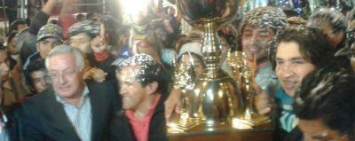 FELLNER, �ESTA FIESTA NOS LLENA DE ORGULLO COMO JUJE�OS�