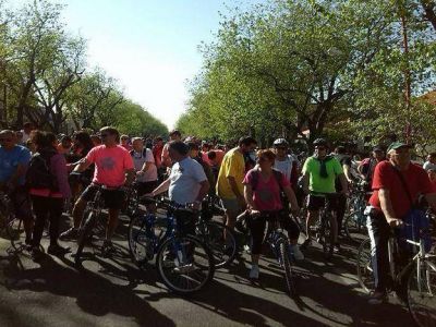 M�s de 7 mil personas participaron en la megabicicleteada de Nihuil
