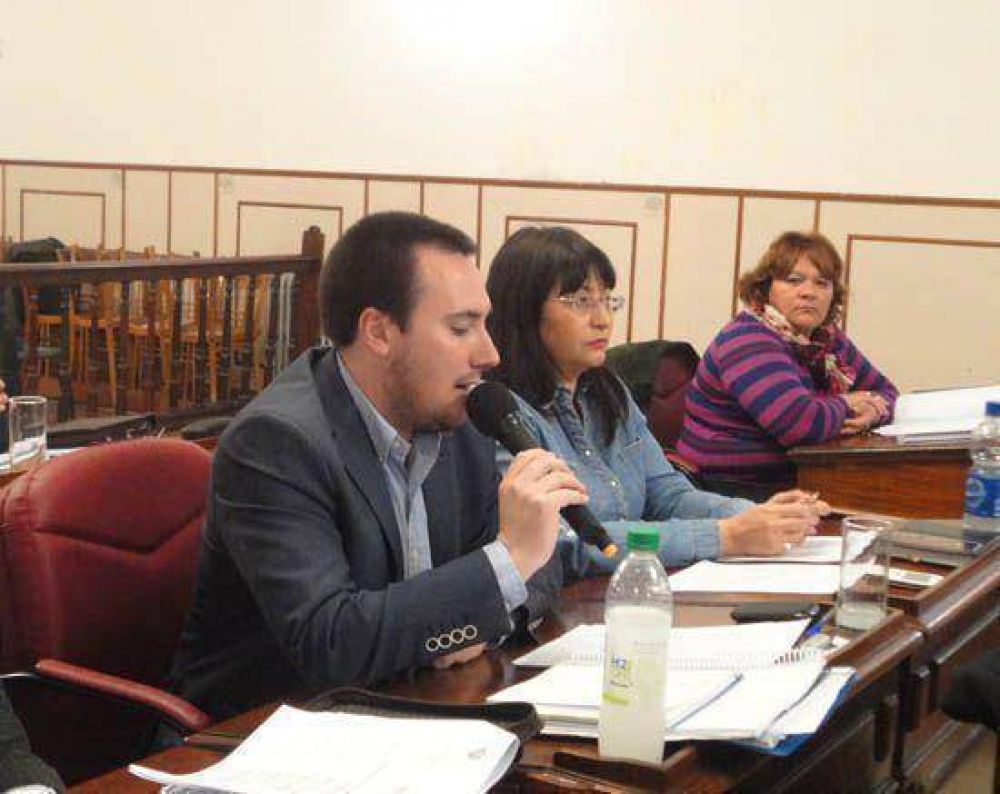 HCD: pedido para que IOMA pague a asistentes terap�uticos