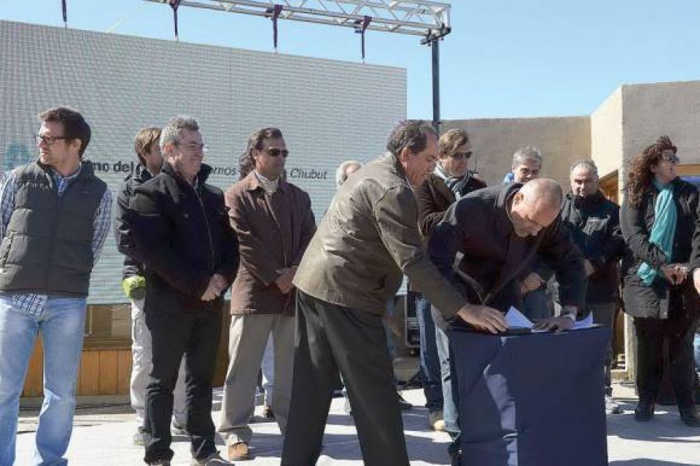 Buzzi confirm� que el Provincial ya compr� el lugar para el Predio Ferial de Trelew