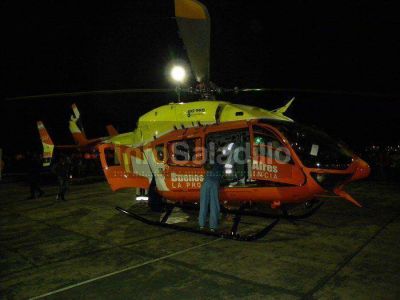 Trasladan adolescente de 14 a�os en vuelo sanitario