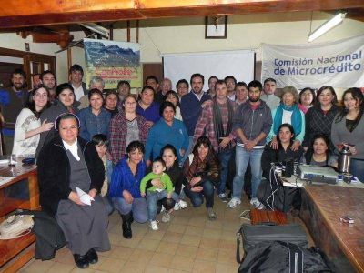 Trabajan intensamente para insertar la econom�a social en la econom�a formal