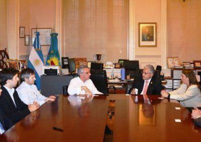 Julio Zamora recibi� al Alcalde de la ciudad de Panam� 