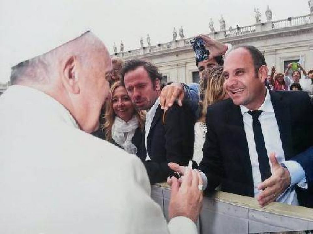 Silvio Klein junto al papa Francisco