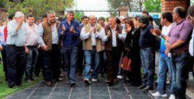 �F�rmula definida? Manzur y Jaldo se reunieron con los 93 delegados comunales
