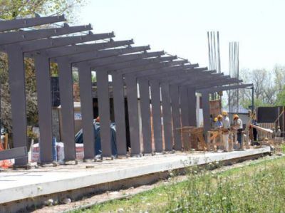 Nueva estaci�n de trenes: conf�an en que la fase inicial de la obra concluir� en diciembre