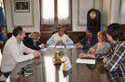 Seg�n S�nchez, el Puente Roca se har� por contrataci�n directa