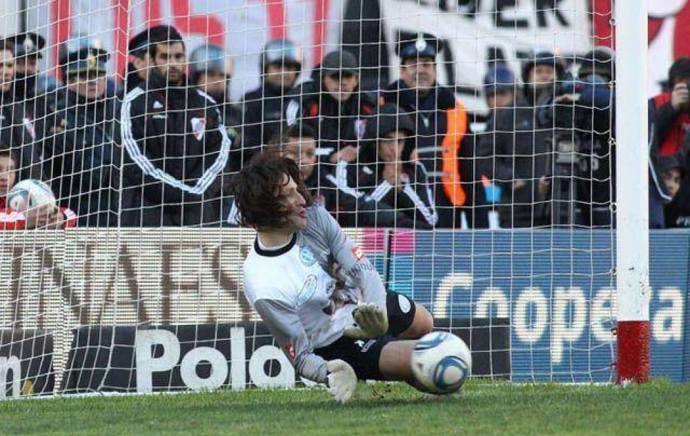 Confirman que Olave tambi�n fue expulsado por Pitana
