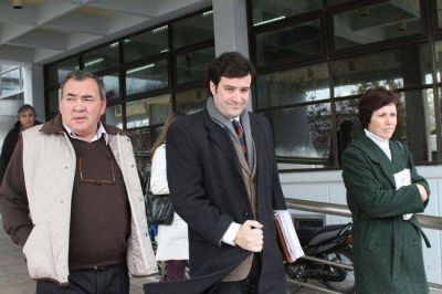 Caleuf�: el exintendente Carlos Irrazabal ir� a juicio por �malversaci�n de fondos�