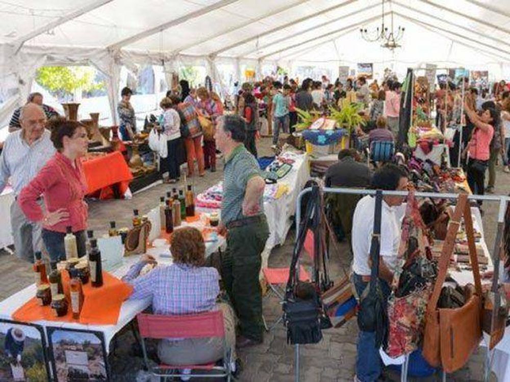 M�s de 15 mil personas visitaron la Feria de Logros de la Econom�a Social en el Julio Le Parc