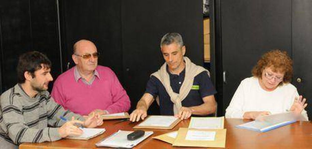 El Gobierno Municipal ampliar� el servicio de agua corriente en el barrio Carlos Pellegrini