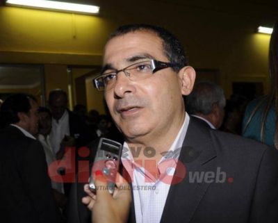 Jos� Arce procura refutar la denuncia penal en su contra