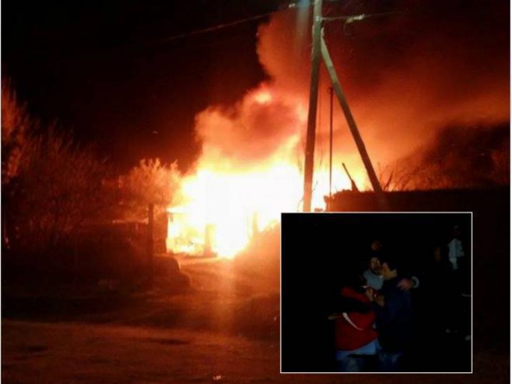 Incendio de galp�n provoc� el enojo de los vecinos con el propietario