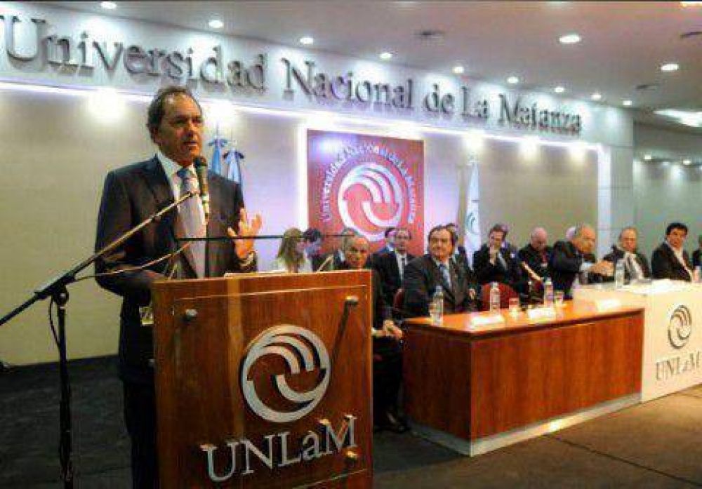 Scioli sigue encabezando actos con Espinoza: esta vez en la Universidad de La Matanza 