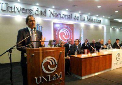 Scioli sigue encabezando actos con Espinoza: esta vez en la Universidad de La Matanza 