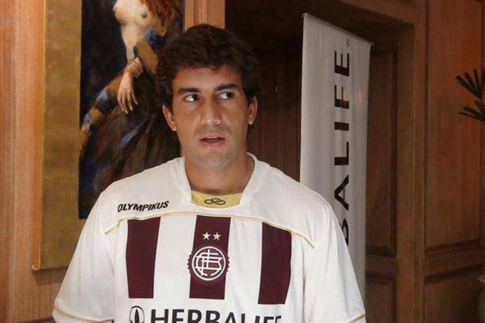 Carlos Araujo: 