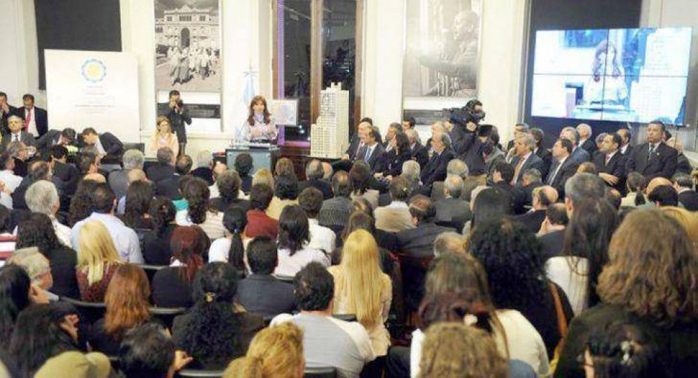 Corrientes reprogram� deudas hasta fin de a�o