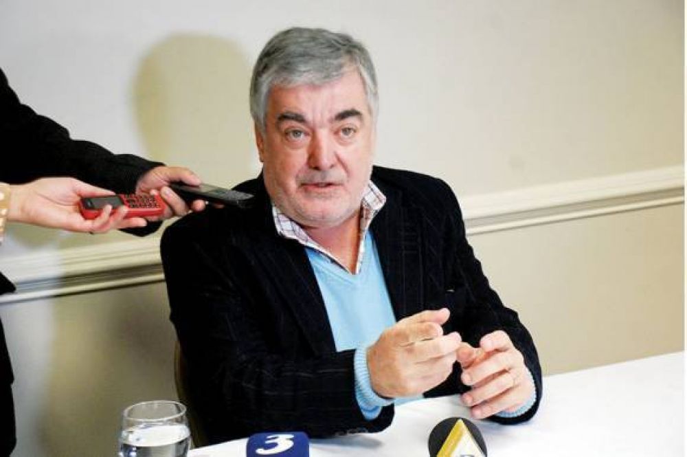 Das Neves: �Ni Buzzi ni los legisladores del FPV opinan sobre este presupuesto que perjudica a Chubut�