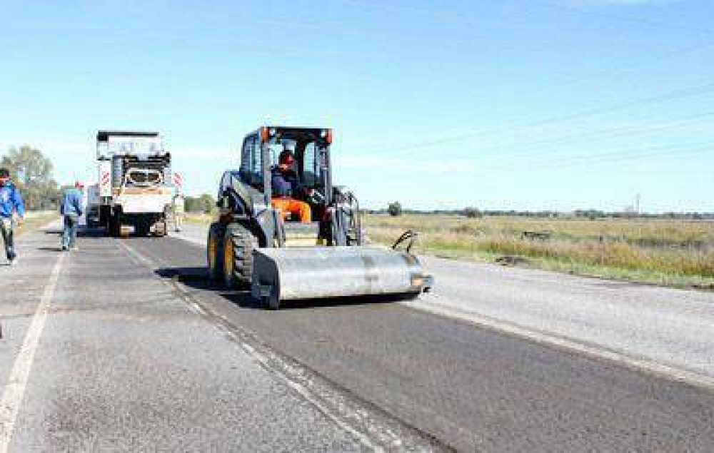 Vialidad Provincial puso en marcha los trabajos para refaccionar distintas zonas de la ruta N 51