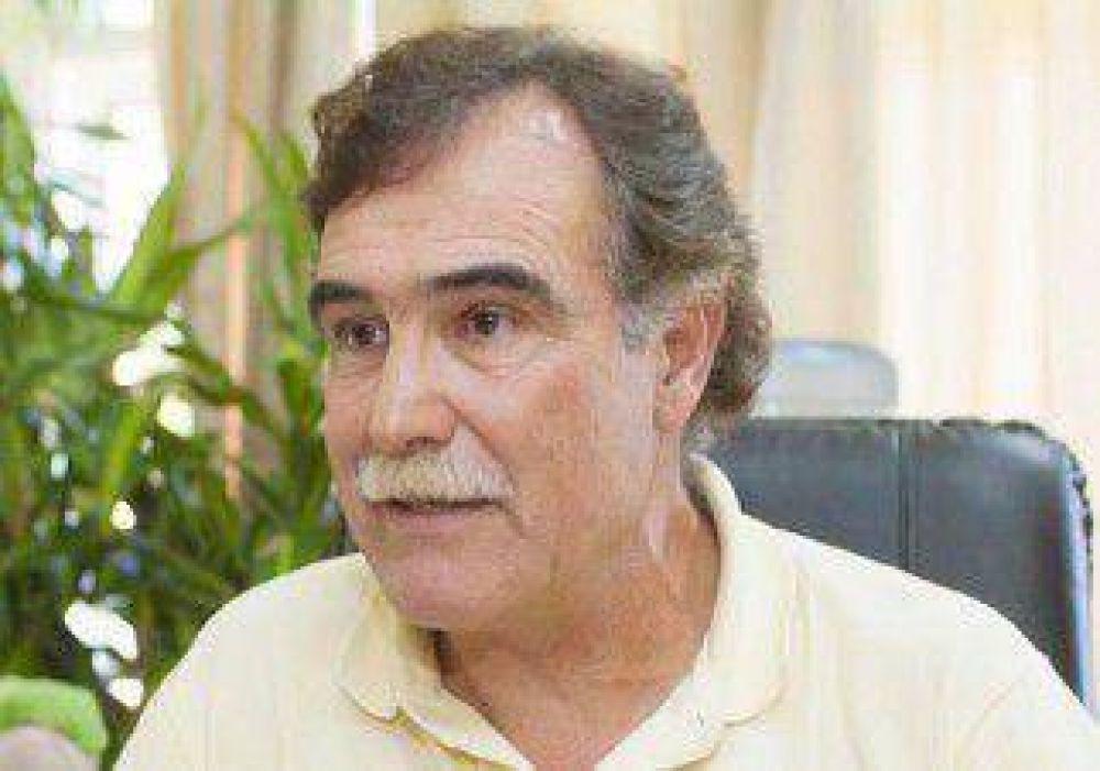 Bertoldi quiere ir de candidato con un frente 