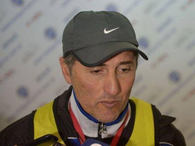 Carlos Mayor afirm� que puso a disposici�n su renuncia en Godoy Cruz