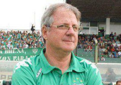 Sergio Lippi ir� con los mismos once a Floresta