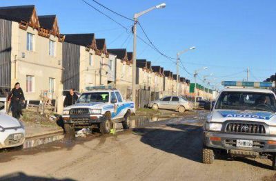 Contin�an los allanamientos en la b�squeda de Crespi